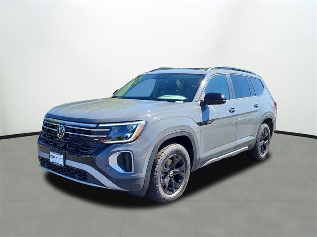 2024 Volkswagen Atlas 2.0T Peak Edition SE w/Technology