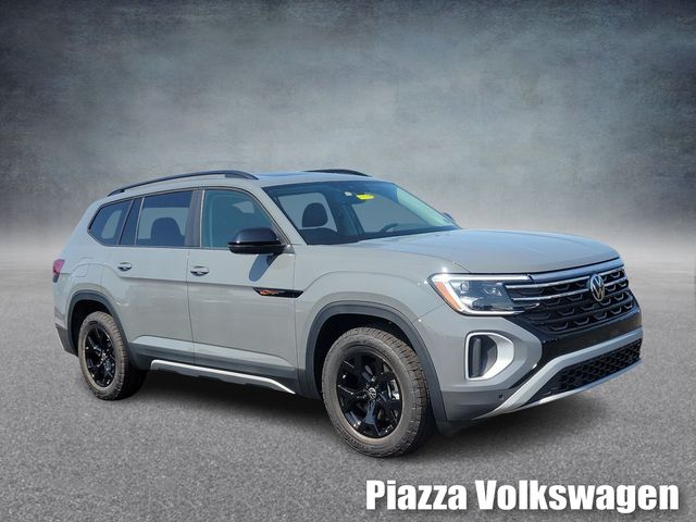 2024 Volkswagen Atlas 2.0T Peak Edition SE w/Technology