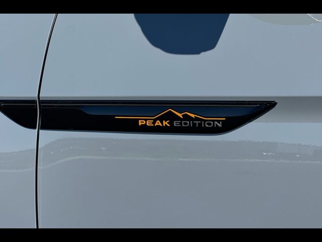 2024 Volkswagen Atlas 2.0T Peak Edition SE w/Technology