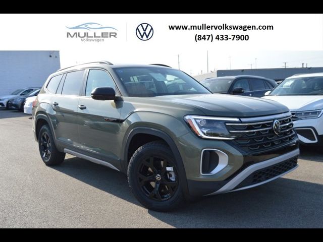 2024 Volkswagen Atlas 2.0T Peak Edition SE w/Technology