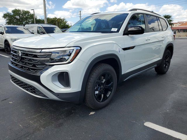 2024 Volkswagen Atlas 2.0T Peak Edition SE w/Technology