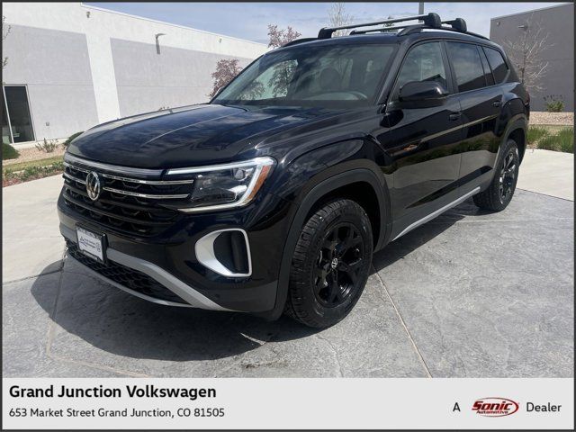 2024 Volkswagen Atlas 2.0T Peak Edition SE w/Technology