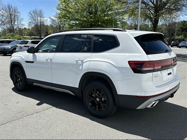 2024 Volkswagen Atlas 2.0T Peak Edition SE w/Technology