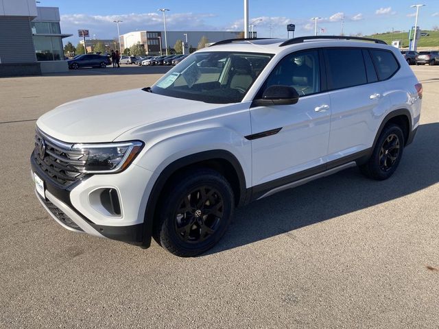 2024 Volkswagen Atlas 2.0T Peak Edition SE w/Technology