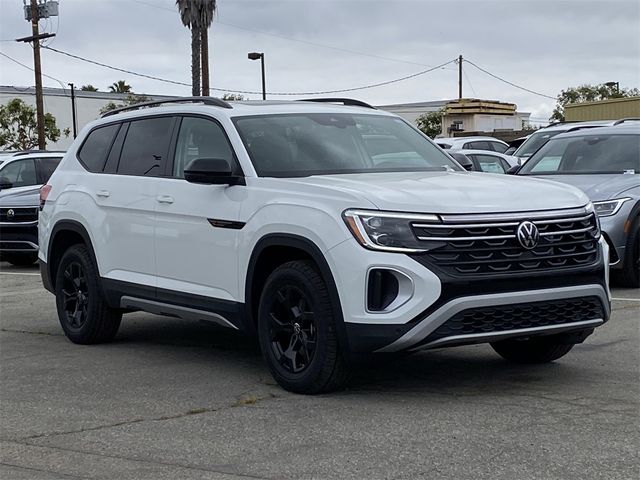 2024 Volkswagen Atlas 2.0T Peak Edition SE w/Technology