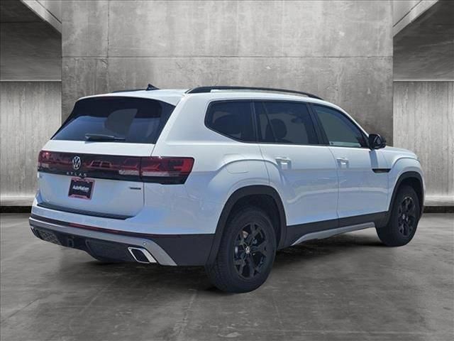 2024 Volkswagen Atlas 2.0T Peak Edition SE w/Technology