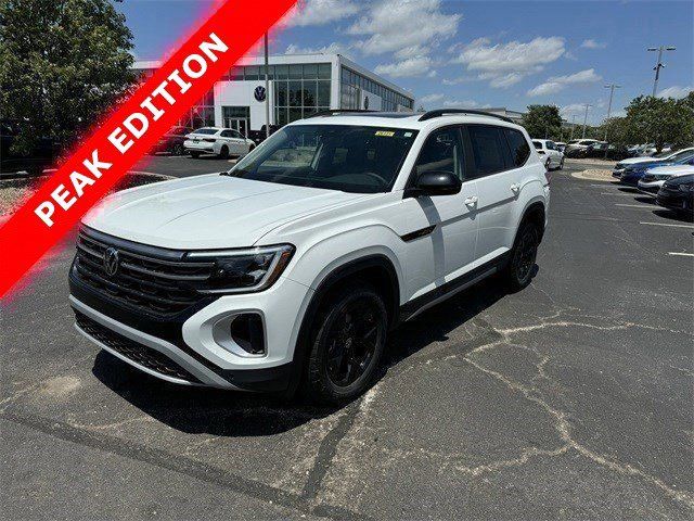 2024 Volkswagen Atlas 2.0T Peak Edition SE w/Technology