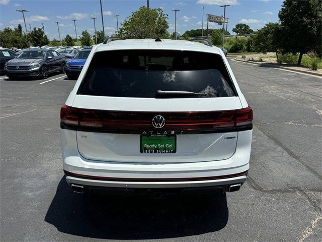 2024 Volkswagen Atlas 2.0T Peak Edition SE w/Technology