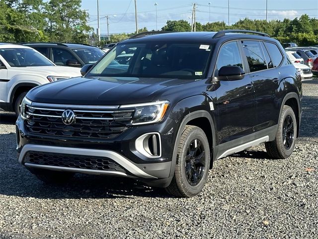 2024 Volkswagen Atlas 2.0T Peak Edition SE w/Technology