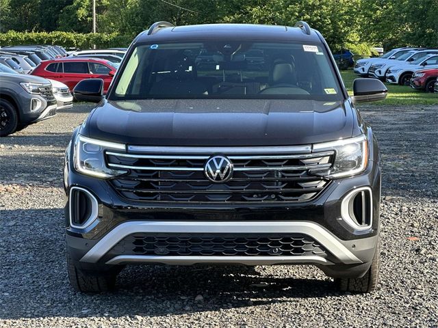 2024 Volkswagen Atlas 2.0T Peak Edition SE w/Technology