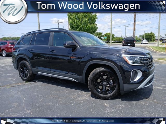 2024 Volkswagen Atlas 2.0T Peak Edition SE w/Technology