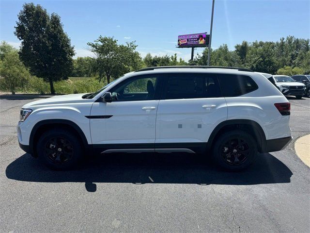 2024 Volkswagen Atlas 2.0T Peak Edition SE w/Technology