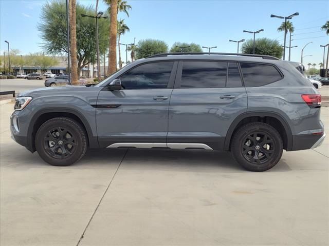 2024 Volkswagen Atlas 2.0T Peak Edition SE w/Technology