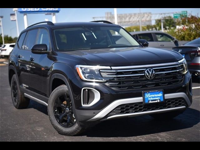 2024 Volkswagen Atlas 2.0T Peak Edition SE w/Technology