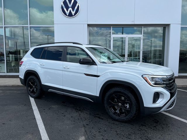 2024 Volkswagen Atlas 2.0T Peak Edition SE w/Technology