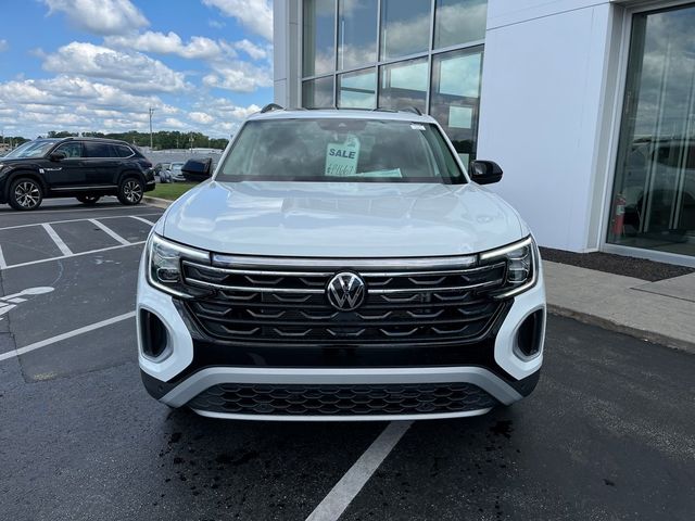 2024 Volkswagen Atlas 2.0T Peak Edition SE w/Technology