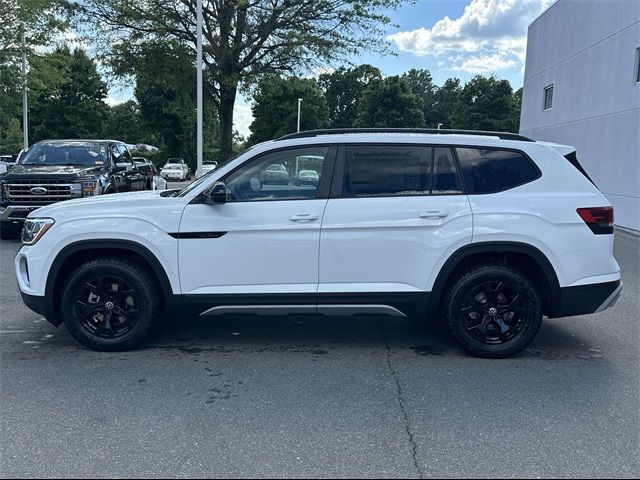 2024 Volkswagen Atlas 2.0T Peak Edition SE w/Technology