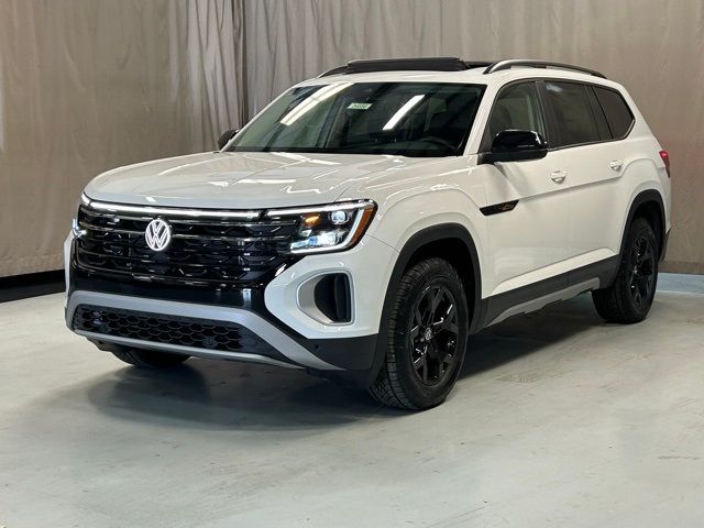 2024 Volkswagen Atlas 2.0T Peak Edition SE w/Technology