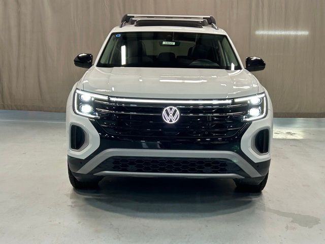 2024 Volkswagen Atlas 2.0T Peak Edition SE w/Technology