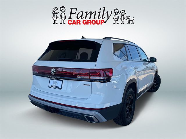 2024 Volkswagen Atlas 2.0T Peak Edition SE w/Technology