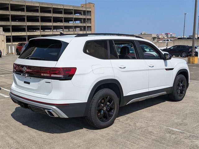 2024 Volkswagen Atlas 2.0T Peak Edition SE w/Technology