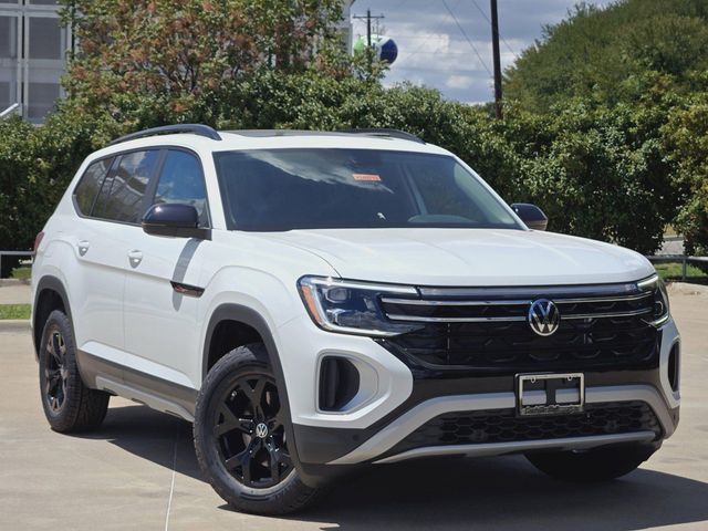 2024 Volkswagen Atlas 2.0T Peak Edition SE w/Technology