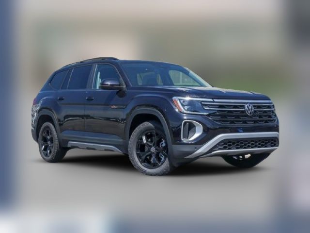 2024 Volkswagen Atlas 2.0T Peak Edition SE w/Technology