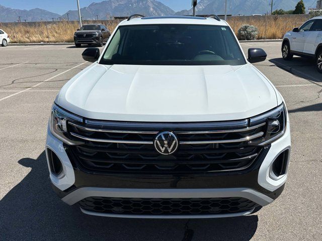 2024 Volkswagen Atlas 2.0T Peak Edition SE w/Technology