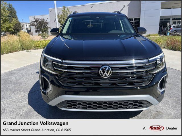 2024 Volkswagen Atlas 2.0T Peak Edition SE w/Technology