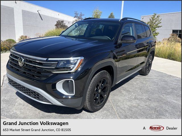 2024 Volkswagen Atlas 2.0T Peak Edition SE w/Technology