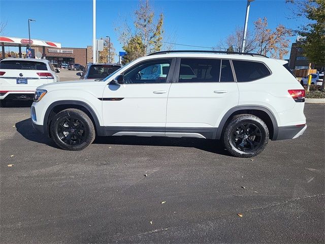 2024 Volkswagen Atlas 2.0T Peak Edition SE w/Technology