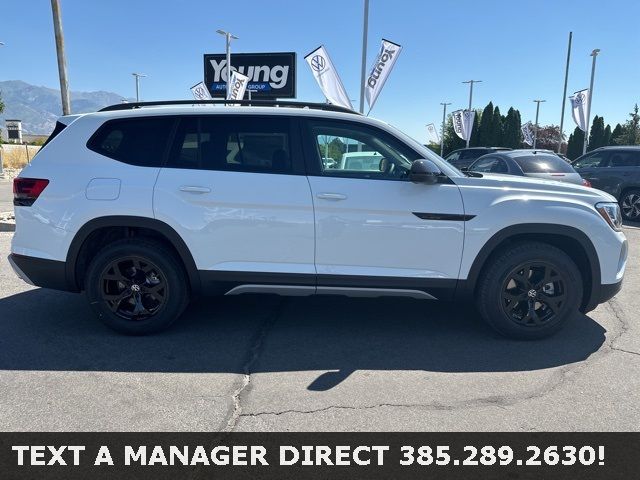 2024 Volkswagen Atlas 2.0T Peak Edition SE w/Technology