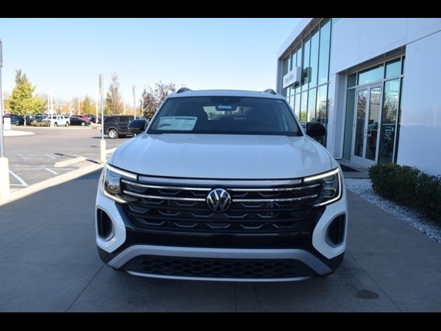 2024 Volkswagen Atlas 2.0T Peak Edition SE w/Technology