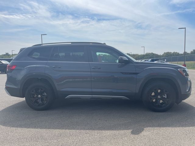 2024 Volkswagen Atlas 2.0T Peak Edition SE w/Technology