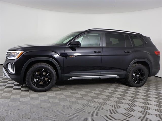 2024 Volkswagen Atlas 2.0T Peak Edition SE w/Technology