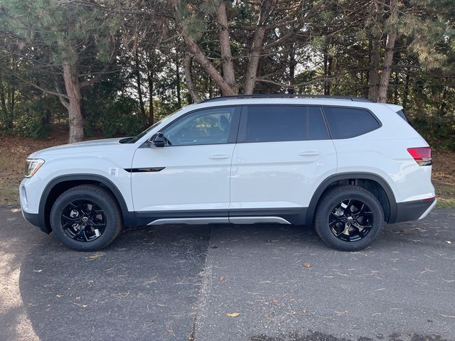 2024 Volkswagen Atlas 2.0T Peak Edition SE w/Technology