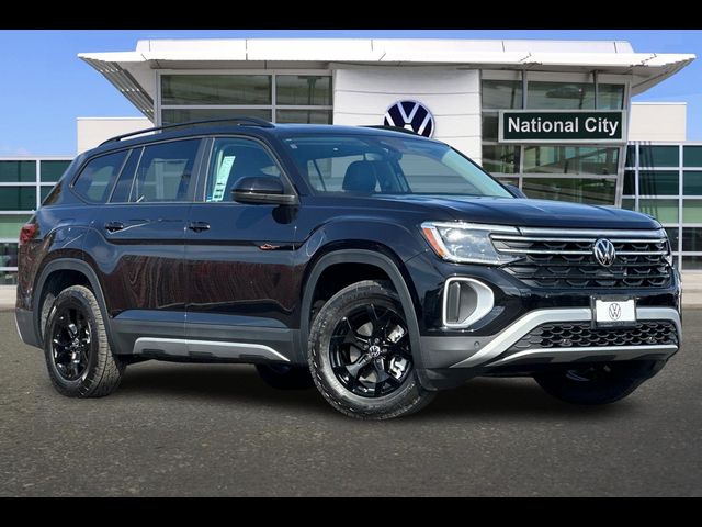 2024 Volkswagen Atlas 2.0T Peak Edition SE w/Technology