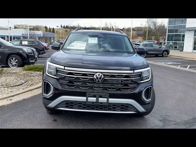 2024 Volkswagen Atlas 2.0T Peak Edition SE w/Technology