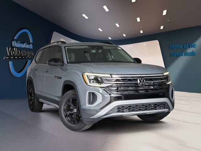 2024 Volkswagen Atlas 2.0T Peak Edition SE w/Technology