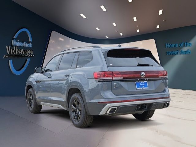 2024 Volkswagen Atlas 2.0T Peak Edition SE w/Technology