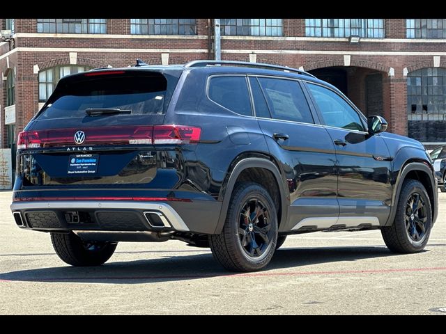 2024 Volkswagen Atlas 2.0T Peak Edition SE w/Technology