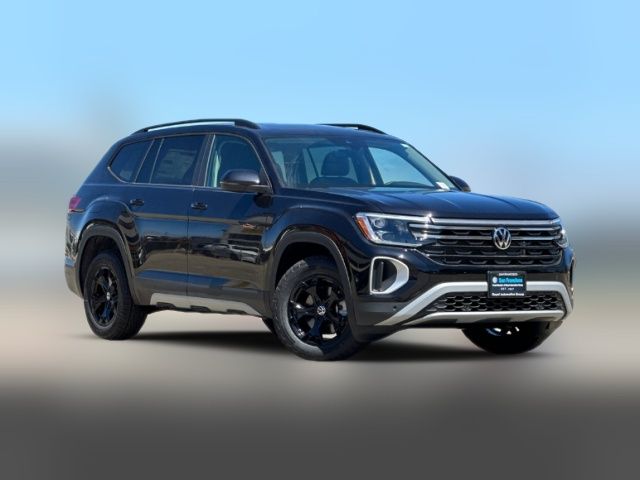 2024 Volkswagen Atlas 2.0T Peak Edition SE w/Technology