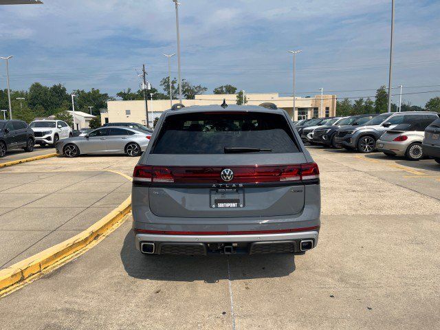 2024 Volkswagen Atlas 2.0T Peak Edition SE w/Technology