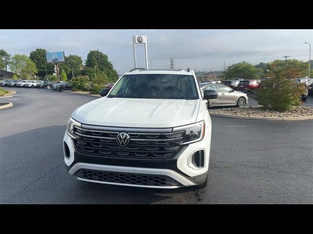 2024 Volkswagen Atlas 2.0T Peak Edition SE w/Technology