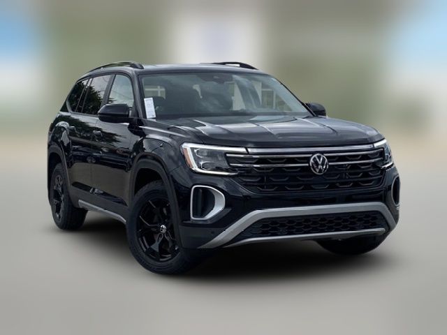 2024 Volkswagen Atlas 2.0T Peak Edition SE w/Technology