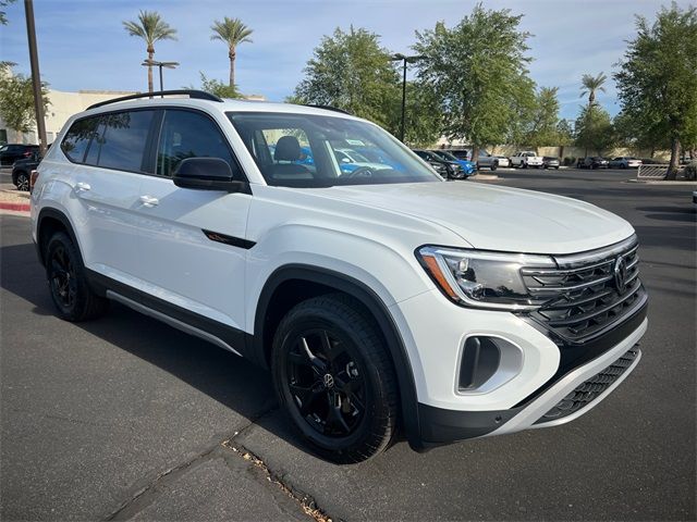 2024 Volkswagen Atlas 2.0T Peak Edition SE w/Technology