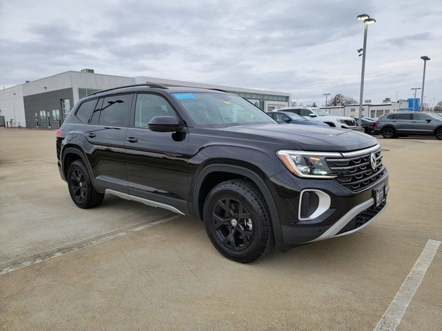 2024 Volkswagen Atlas 2.0T Peak Edition SE w/Technology