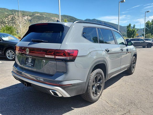 2024 Volkswagen Atlas 2.0T Peak Edition SE w/Technology