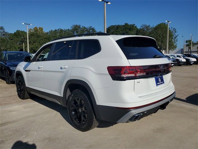 2024 Volkswagen Atlas 2.0T Peak Edition SE w/Technology