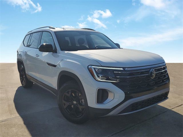 2024 Volkswagen Atlas 2.0T Peak Edition SE w/Technology